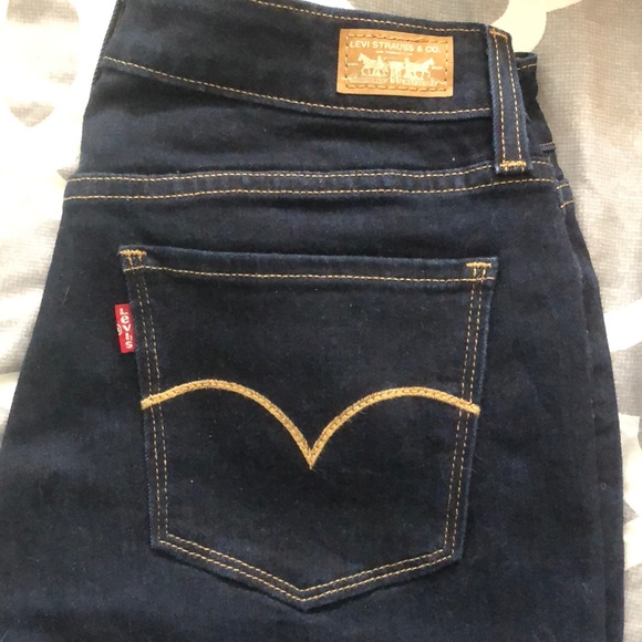 Levi's Denim - Levi’s Skinny Jeans  Waist Size 29
